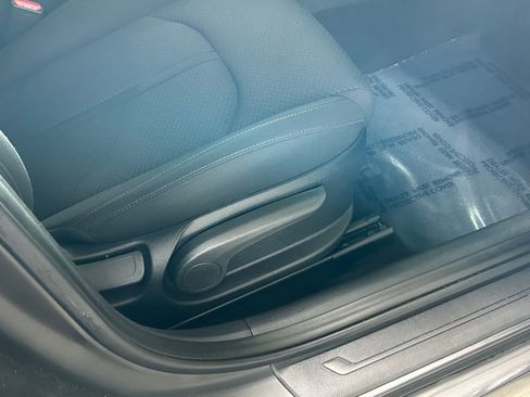 Used 2018 Kia Optima LX image 29