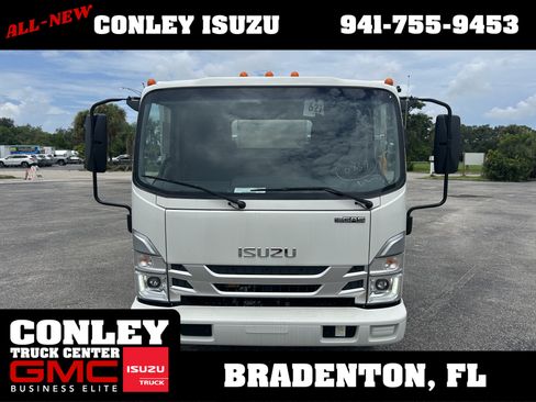 New 2026 Isuzu NPR RWD image 2
