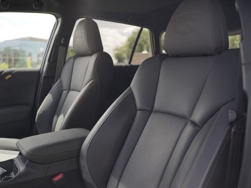 Used 2025 Subaru Outback Wilderness AWD/4WD image 10