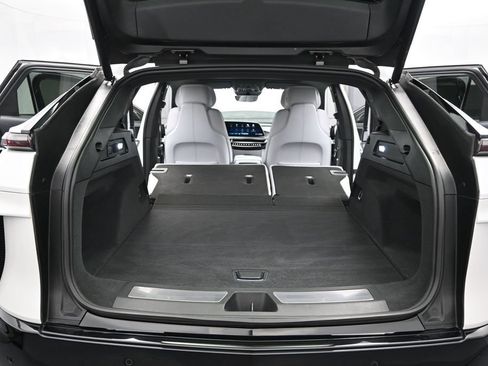 Certified 2024 Cadillac Lyriq Sport AWD/4WD image 20