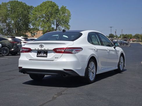 Used 2019 Toyota Camry XLE w/ Driver Assist Package FWD image 7