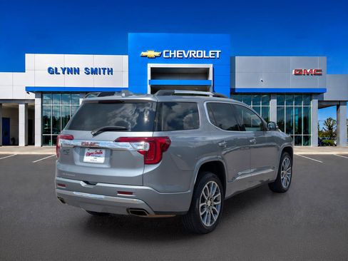 Used 2023 GMC Acadia Denali w/ Denali Technology Package FWD image 8