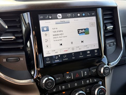 Used 2024 RAM 2500 Laramie w/ Safety Group image 20