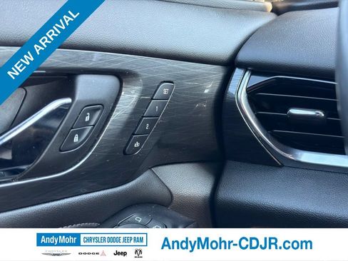 Used 2023 Chevrolet Traverse High Country w/ LPO, Floor Liner Package AWD/4WD image 30
