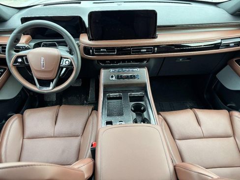 New 2026 Lincoln Aviator Reserve image 12