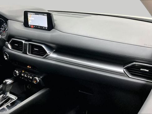 Used 2017 MAZDA CX-5 Touring w/ Preferred Equipment Package FWD image 19