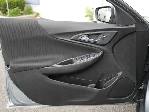 Used 2024 Chevrolet Malibu LT FWD image 20