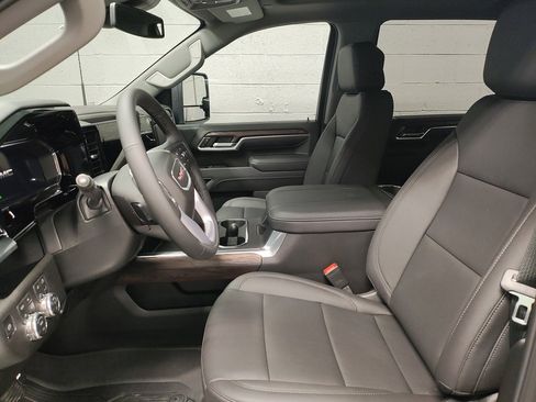 New 2026 GMC Sierra 2500 SLT image 23