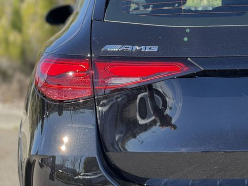 New 2026 Mercedes-Benz GLC 43 AMG 4MATIC image 11