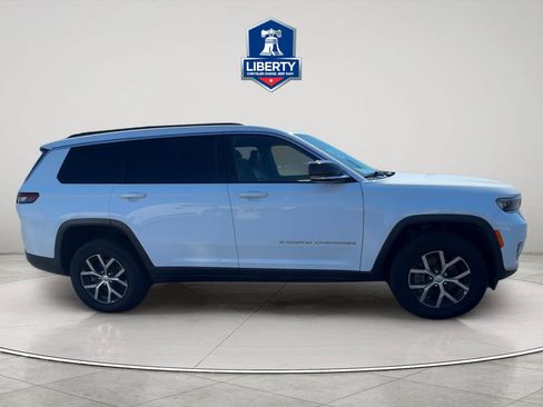 Certified 2025 Jeep Grand Cherokee L Limited AWD/4WD image 4