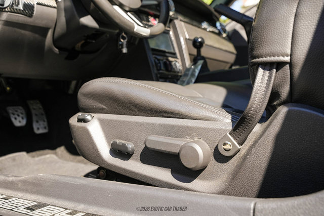 Used 2005 Ford Mustang GT Premium RWD image 54