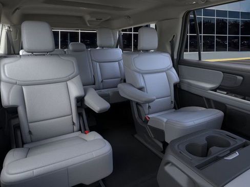 New 2026 Ford Expedition Max Platinum w/ Driver's Package image 13