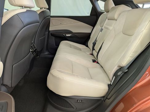 Certified 2024 Lexus RX 350 w/ Convenience Package image 28