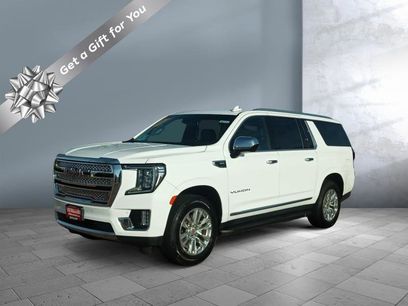Used 2023 GMC Yukon XL SLT