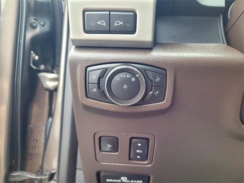 Certified 2022 Ford F250 King Ranch w/ Chrome Package image 20