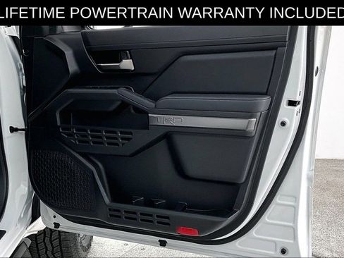 Used 2025 Toyota Tacoma TRD Off-Road AWD/4WD image 23