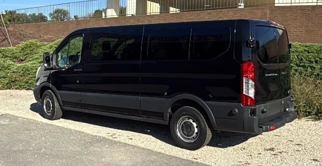 Used 2018 Ford Transit 350 XL RWD image 6