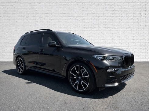 Used 2022 BMW X7 xDrive40i AWD/4WD image 3