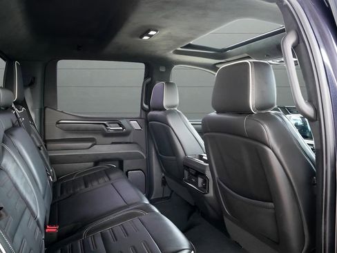 Used 2022 GMC Sierra 1500 AT4X image 60