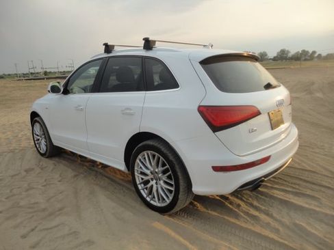 Used 2017 Audi Q5 2.0T Premium Plus w/ Technology Package AWD/4WD image 3