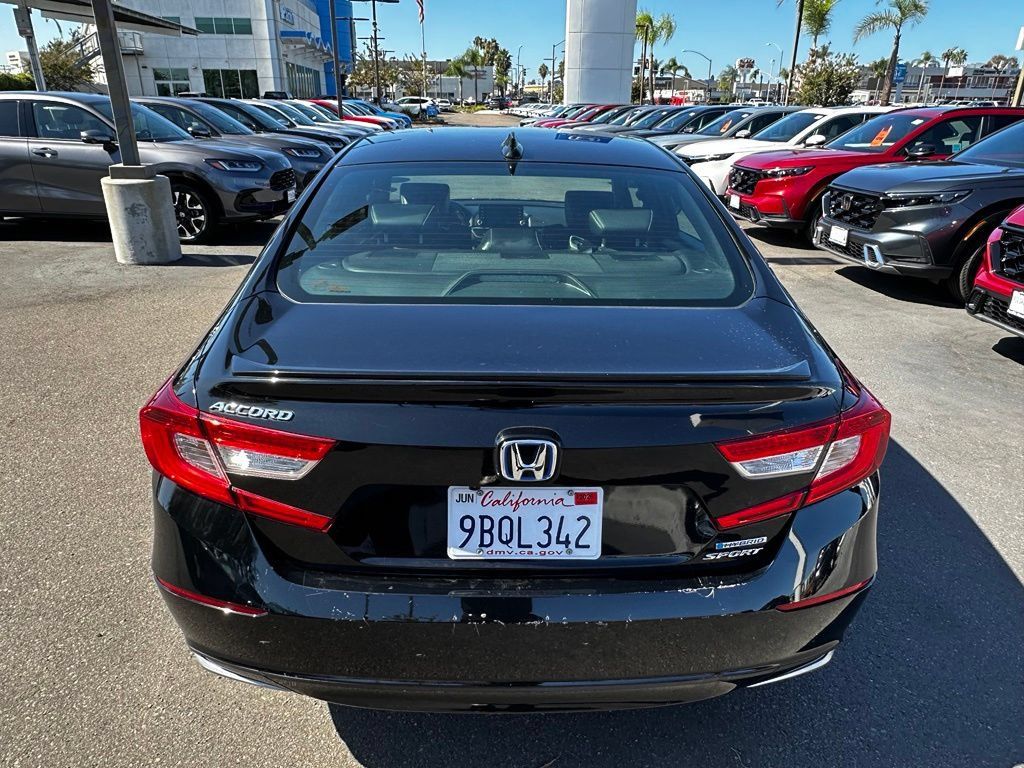 Used 2022 Honda Accord Sport image 6
