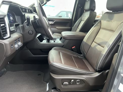 Certified 2025 GMC Sierra 1500 Denali w/ Technology Package image 16