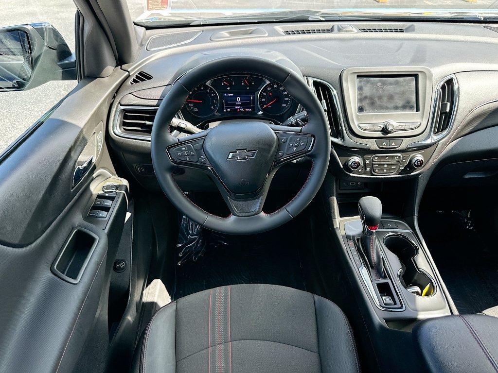 Used 2023 Chevrolet Equinox RS FWD image 21