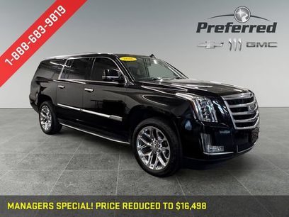 Used 2016 Cadillac Escalade ESV Luxury