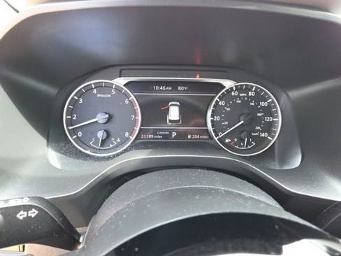 Used 2023 Nissan Rogue SV FWD image 16