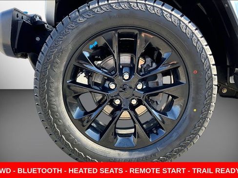 Used 2023 Jeep Wrangler Unlimited Sahara w/ Cold Weather Group AWD/4WD image 32
