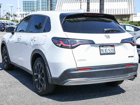 Used 2024 Honda HR-V Sport image 4