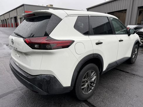 Used 2021 Nissan Rogue S FWD image 4