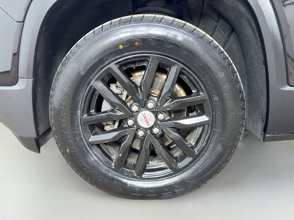 Used 2019 GMC Acadia SLT AWD/4WD image 40