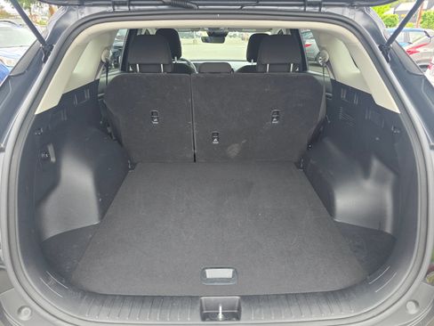 Used 2025 Kia Sportage LX FWD image 14