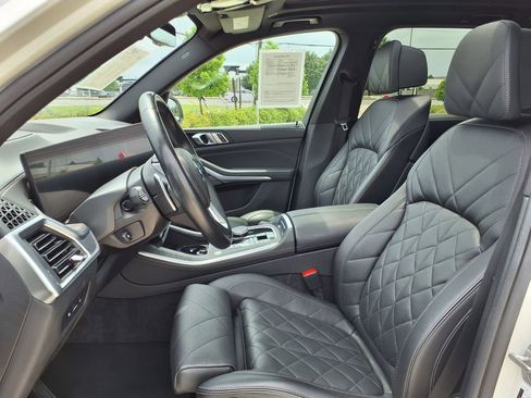 Used 2024 BMW X5 xDrive40i AWD/4WD image 16