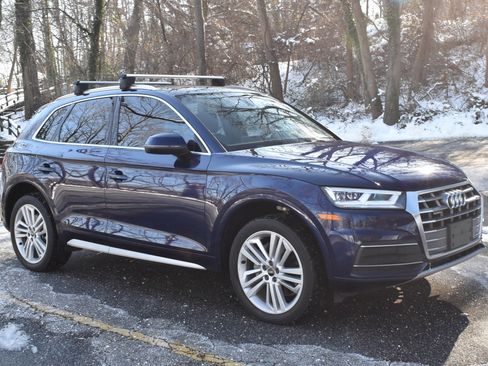 Used 2020 Audi Q5 2.0T Premium Plus w/ Premium Plus Package image 12