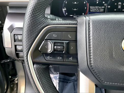 Used 2025 Toyota Tacoma TRD Off-Road image 19