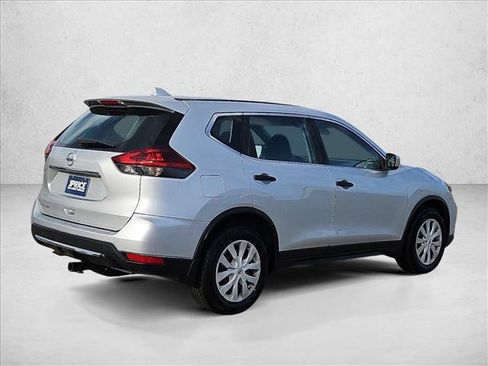 Used 2019 Nissan Rogue S FWD image 5
