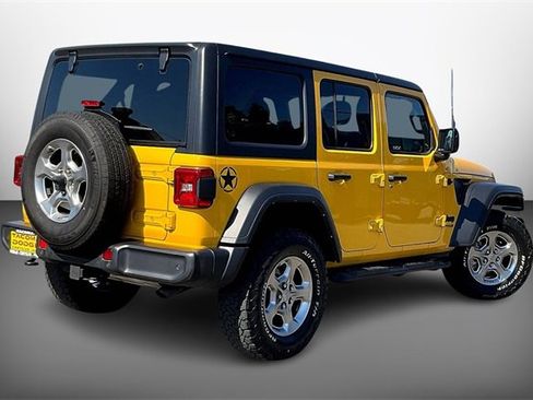 Used 2021 Jeep Wrangler Unlimited Freedom Edition image 14