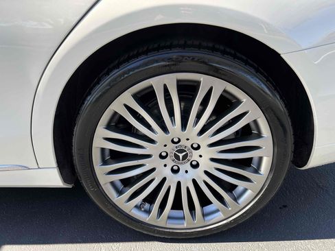 Used 2019 Mercedes-Benz S 560 Sedan image 84