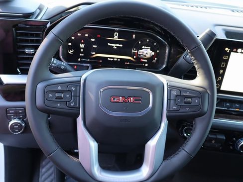 New 2026 GMC Sierra 1500 SLE w/ X31 Off-Road Package image 13