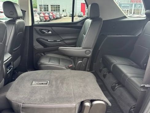 Used 2021 Chevrolet Traverse LT AWD/4WD image 13