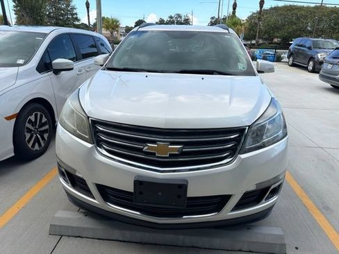 Used 2014 Chevrolet Traverse LT w/ All-Star Edition FWD image 2