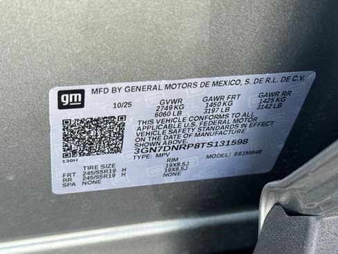 Used 2026 Chevrolet Equinox EV LT FWD image 52