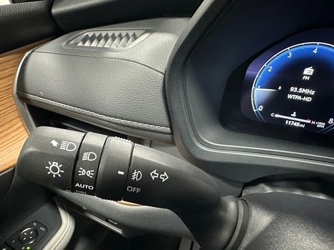 Used 2025 Toyota Grand Highlander Limited image 22