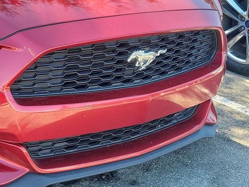 Used 2016 Ford Mustang Premium image 5