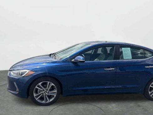 Used 2017 Hyundai Elantra Limited w/ Limited Tech Package 04 FWD image 28