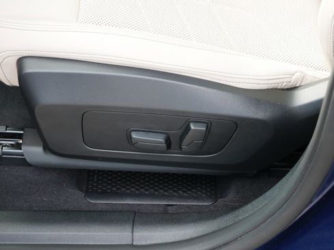 Certified 2023 BMW X1 xDrive28i w/ Convenience Package image 19