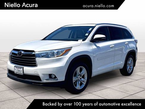 Used 2015 Toyota Highlander Limited Platinum AWD/4WD image 1
