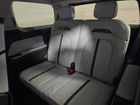Used 2024 Rivian R1S Adventure AWD/4WD image 22